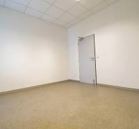 I'm sorry, I need the text you want translated into English.