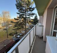 Balcony of a 3-room apartment on Vajanského Street in Šahy with a view of greenery.