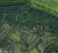 A map of plots with recreational land in Horné Jabloňovce, Jabloňovce, near the forest.