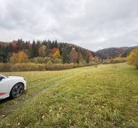Autumn at the recreational grounds in Čertov, Lazy pod Makytou with a view of the forests.