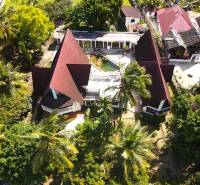 PREMIUM BEACH LAND IN PAJE