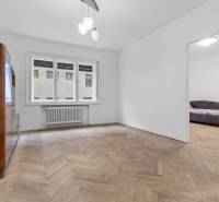 Sale Three bedroom apartment, Three bedroom apartment, Gorkého, Bratis