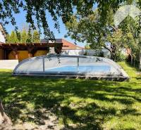 Family house in Komárno with a beautiful yard and covered swimming pool.