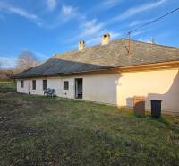 A family house on Soľnobanská Street in Prešov suitable for living, with two chimneys.