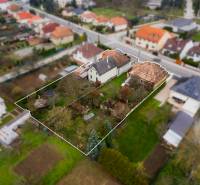 A family house on Partizánska Street in Bánovce nad Bebravou with a large plot of land.