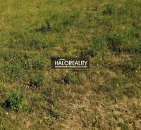 A grassy plot in the village of Chocholná - Velčice suitable for living, ideal for construction.