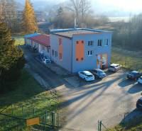 Building of the manufacturing space and parking lot on Továrenská Street in Dubnica nad Váhom.