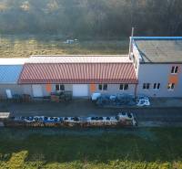 Production premises on Továrenská Street in Dubnica nad Váhom with an adjacent yard and warehouse.