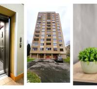 Elevator, apartment building on Matice Slovenskej Street in Prešov, decoration in a 2-room apartment.