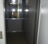 Sure, please provide the text you want translated into English.