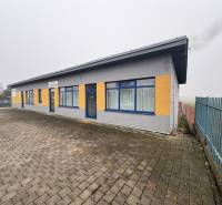 Building on Bratislavská Street in Veľký Biel, suitable for residential land.