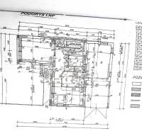 First floor plan of a family house with detailed dimensions and room legend.