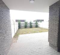 Reinforced terrace and small garden in Galanta by a 2-room apartment.