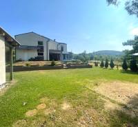 A family house in Melčice-Lieskové with a spacious garden and a beautiful view of the mountains.