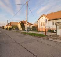 Člnková Street in Košice, Džungľa district with a row of family houses.