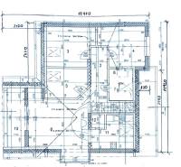Floor plan of a family house with the layout of rooms and exact wall dimensions.
