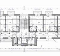 The floor plan of the apartment building includes various dimensions and layouts of rooms in the plots - housing.