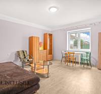 12 - 2025-12-15T125549.309.jpg