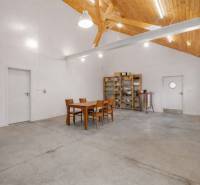 Please provide the text you would like translated into English.