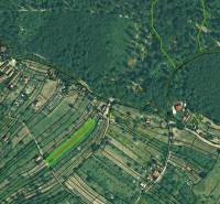 The map shows recreational plots in Horné Jabloňovce, Jabloňovce, near the forest and rural buildings.