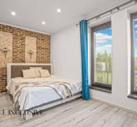 13 - 2025-10-07T112339.766.jpg