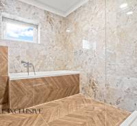 17 - 2025-10-27T101205.101.jpg