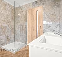 16 - 2025-10-27T101204.758.jpg