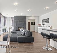 6 - 2025-08-07T153720.422.jpg