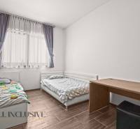 11 - 2025-08-07T153731.115.jpg