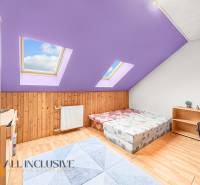 12 - 2025-12-03T092344.748.jpg