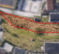 Lands - housing in Horné Orešany, empty plot marked with a red line.