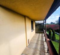 erasa-s-vyhladom-na-mesto