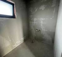 I'm sorry, but I need the text you want translated in order to assist you.