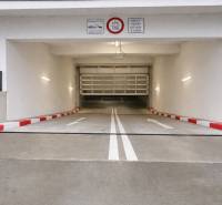 Entrance to garages on Eduarda Wenzla in Bratislava - Rača with height restriction and LPG/CNG prohibition.