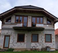 A family house on Chrenová Street in Nitra, under construction, with an uninsulated facade.