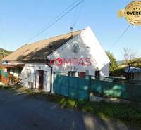 Commercial premises in Vígľašská Huta-Kalinka with a gable roof and a paved road.