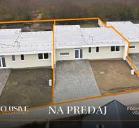 Family house in Čukárska Paka in Veľká Paka with two parking spaces.