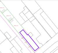 Layout of apartment placements with adjacent gardens and parking spaces.