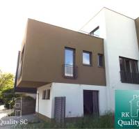 Exterior of a 3-room apartment at Sunny Lakes South in Senec, modern architecture.