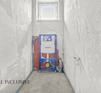 4 - 2025-12-15T123557.962.jpg