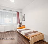 12 - 2025-11-10T113044.281.jpg