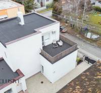 5 - 2025-12-18T152354.484.jpg