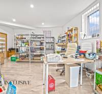 4 - 2025-12-16T142842.885.jpg