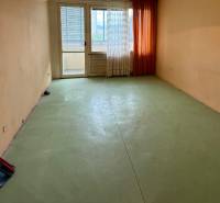 Option for interior customization of a 3-room apartment with large windows and a balcony.