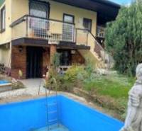 Exterior photograph of a cottage in Košice - Vyšné Opátske district, with verification by a real estate agency.