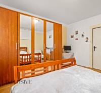 6 - 2025-10-23T133454.690.jpg