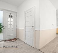 16 - 2025-11-06T132206.228.jpg