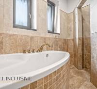 16 - 2025-10-07T112336.229.jpg