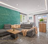 4 - 2025-08-28T111330.040.jpg