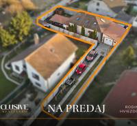 The family house in Hviezdoslavov offers spacious parking and a landscaped garden with a gazebo.